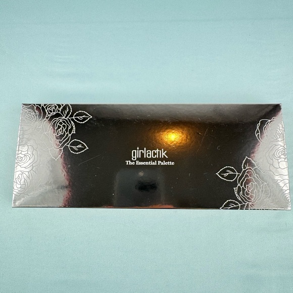 NIB Girlactik The Essential 12 Pan Palette - Picture 4 of 6